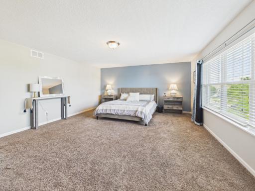 6598 Jeffery Avenue S, Cottage Grove, MN 55016