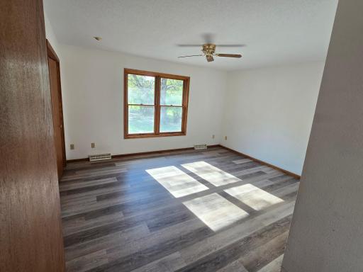 735 10th Avenue S, Waite Park, MN 56387
