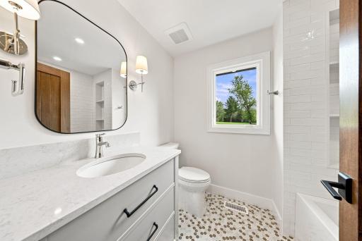 289 Mayer Road, Hudson, WI 54016