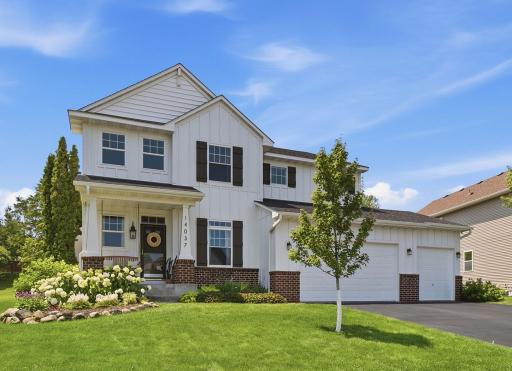 Crisp Modern Farmhouse Style - New Siding 2025!