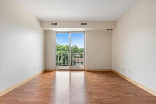 2900 University Avenue SE, 503, Minneapolis, MN 55414