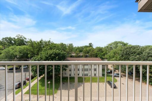 2900 University Avenue SE, 503, Minneapolis, MN 55414