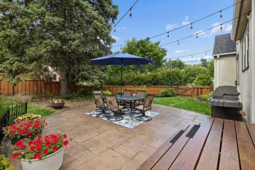 Plenty of room in this backyard for gatherings, BBQ's, and private dinners.