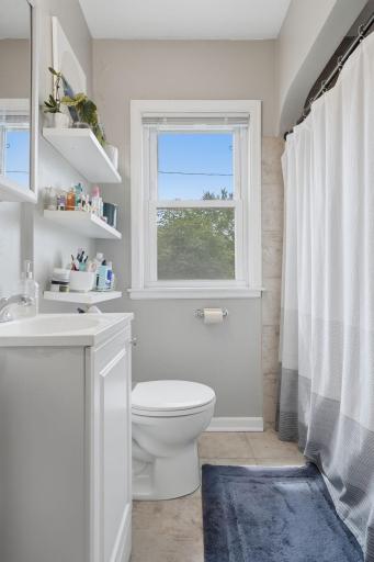 3952 Oakland Avenue, Minneapolis, MN 55407