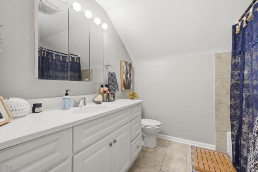 3952 Oakland Avenue, Minneapolis, MN 55407