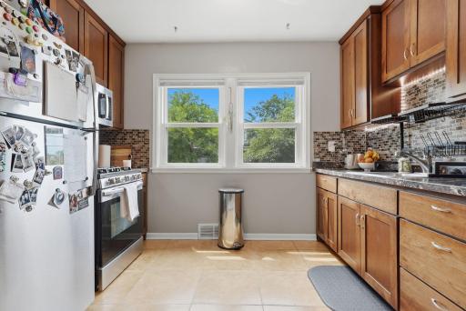 3952 Oakland Avenue, Minneapolis, MN 55407