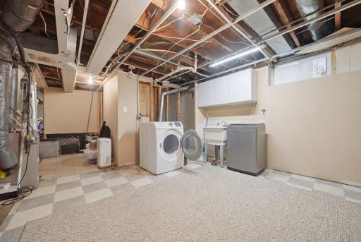 32-web-or-mls-DSC00630_declutter_f2e52d2f.jpg