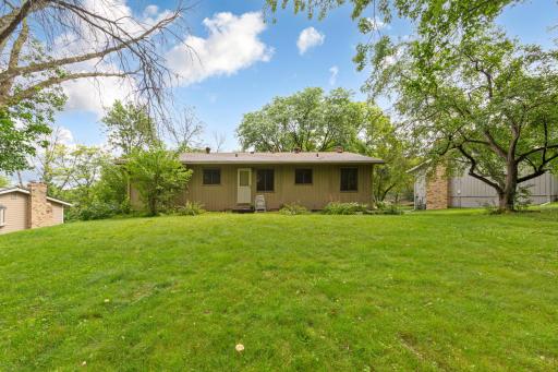 12108 Red Oak Court S, Burnsville, MN 55337
