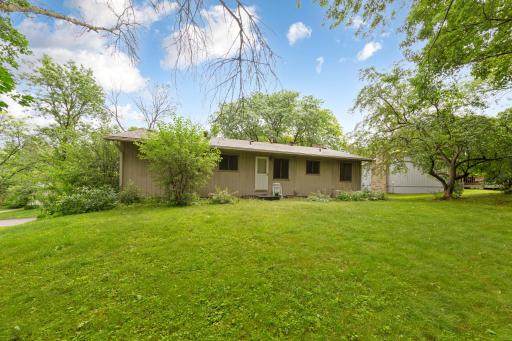 12108 Red Oak Court S, Burnsville, MN 55337