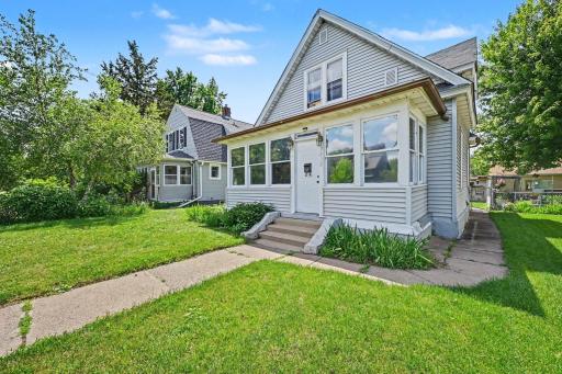 Welcome to 3836 11th Avenue - a turn of the century 2bedroom home!