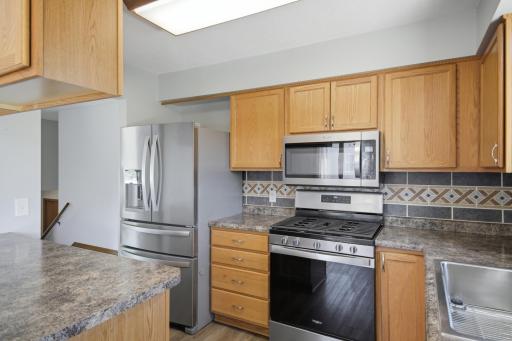 717 Colonial Circle, Faribault, MN 55021