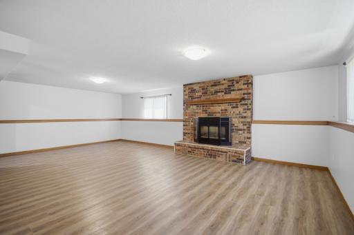 717 Colonial Circle, Faribault, MN 55021