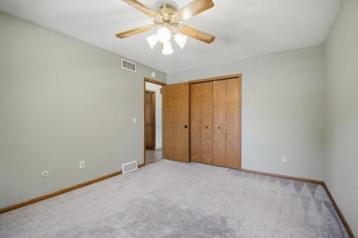 717 Colonial Circle, Faribault, MN 55021
