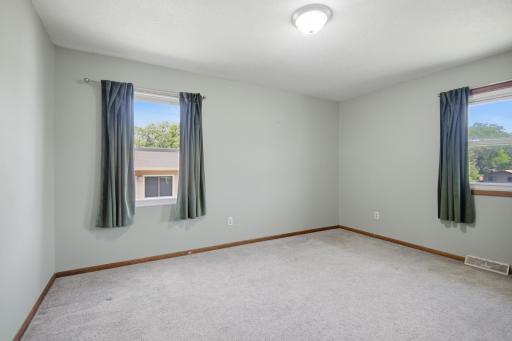 717 Colonial Circle, Faribault, MN 55021