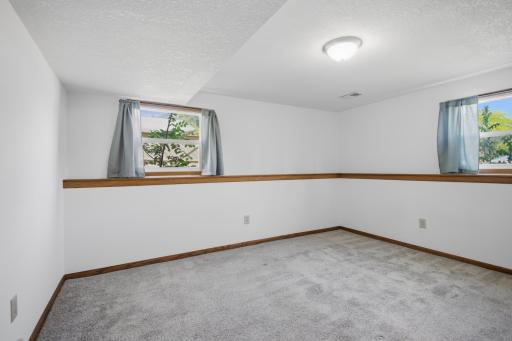 717 Colonial Circle, Faribault, MN 55021