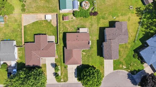 717 Colonial Circle, Faribault, MN 55021