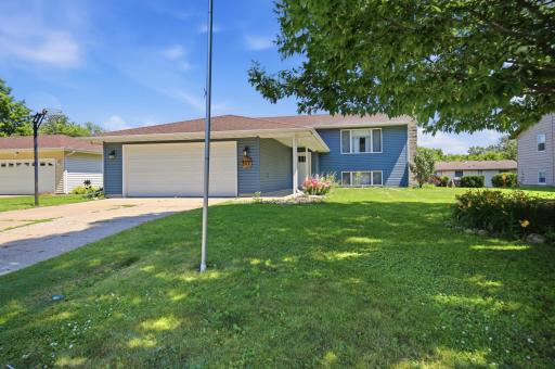 717 Colonial Circle, Faribault, MN 55021