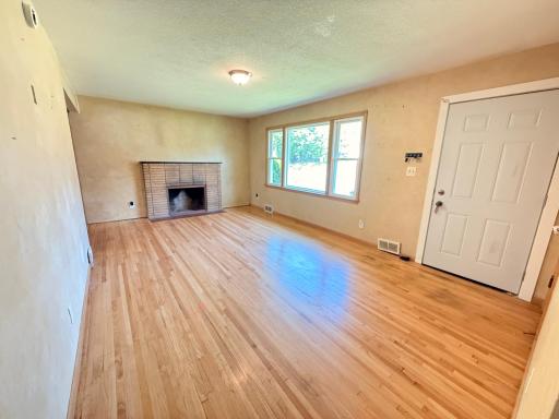 2022 Hyacinth Avenue E, Saint Paul, MN 55119