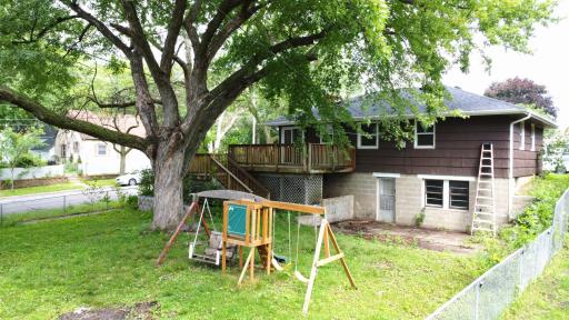 2022 Hyacinth Avenue E, Saint Paul, MN 55119