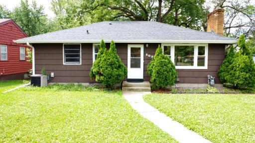 2022 Hyacinth Avenue E, Saint Paul, MN 55119