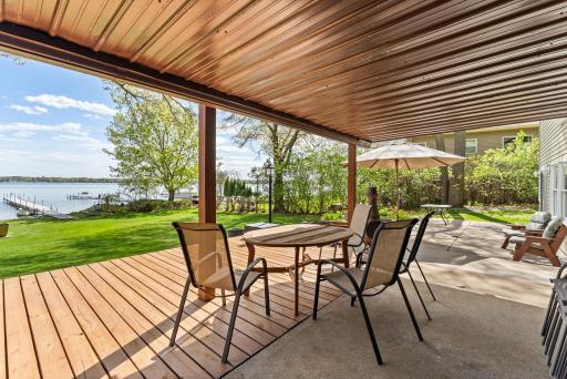18417 Lakeview Point Drive NE, Wyoming, MN 55092