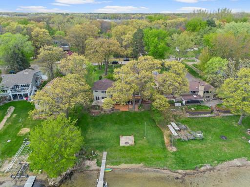 18417 Lakeview Point Drive NE, Wyoming, MN 55092