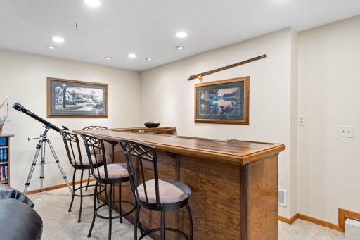 18417 Lakeview Point Drive NE, Wyoming, MN 55092