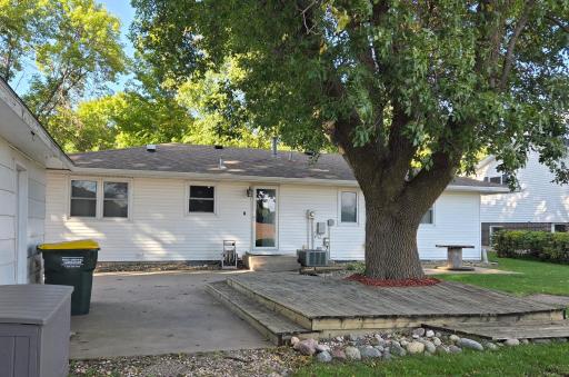 2813 12 Avenue NW, Willmar, MN 56201