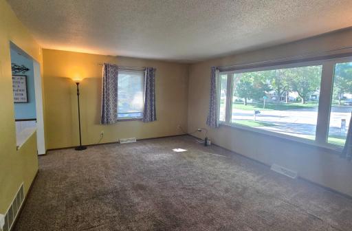 2813 12 Avenue NW, Willmar, MN 56201
