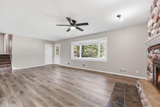 6407 Orchard Avenue N, Brooklyn Park, MN 55429