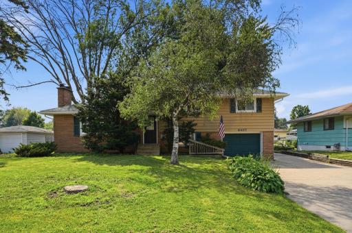 6407 Orchard Avenue N, Brooklyn Park, MN 55429