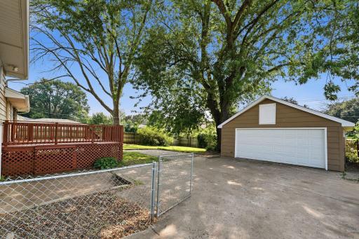 6407 Orchard Avenue N, Brooklyn Park, MN 55429