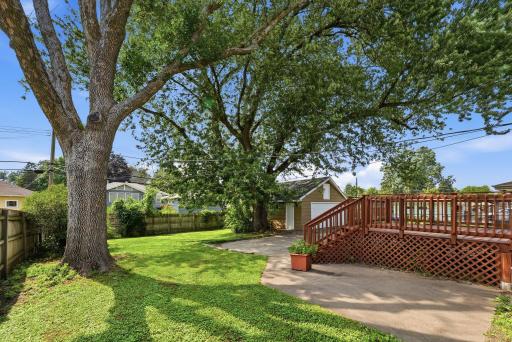 6407 Orchard Avenue N, Brooklyn Park, MN 55429