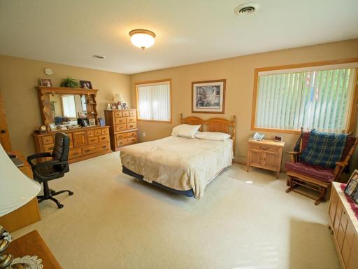 105 Harmon Lane, Litchfield, MN 55355