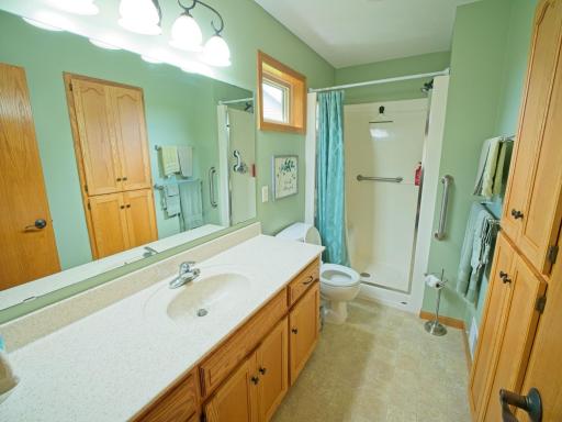 105 Harmon Lane, Litchfield, MN 55355