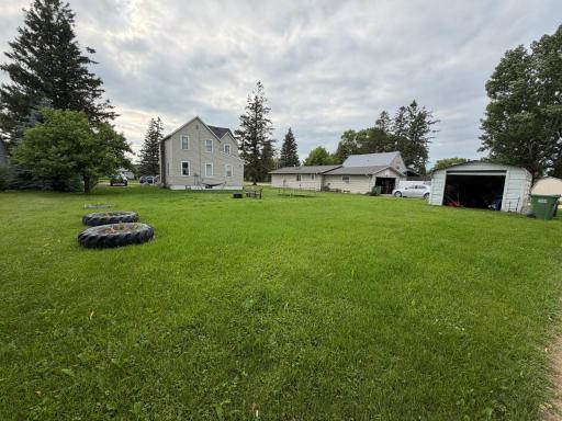 204 3rd Avenue SW, Roseau, MN 56751