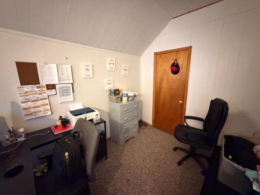204 3rd Avenue SW, Roseau, MN 56751