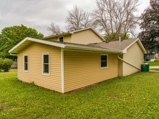 1402 Southview Lane, Albert Lea, MN 56007