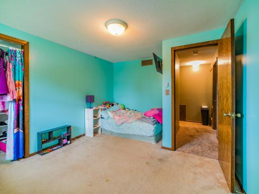 1402 Southview Lane, Albert Lea, MN 56007