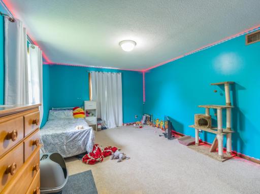 1402 Southview Lane, Albert Lea, MN 56007