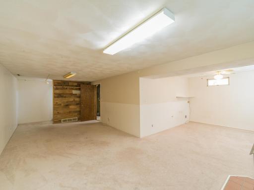 1402 Southview Lane, Albert Lea, MN 56007
