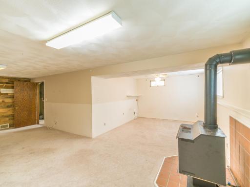 1402 Southview Lane, Albert Lea, MN 56007