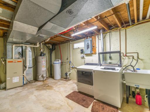 1402 Southview Lane, Albert Lea, MN 56007