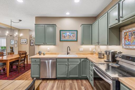 Beautiful Kitchen - Professionally Painted