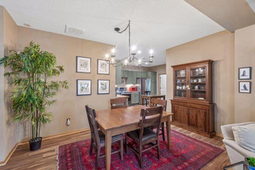 2014 Stahlke Way, Chaska, MN 55318