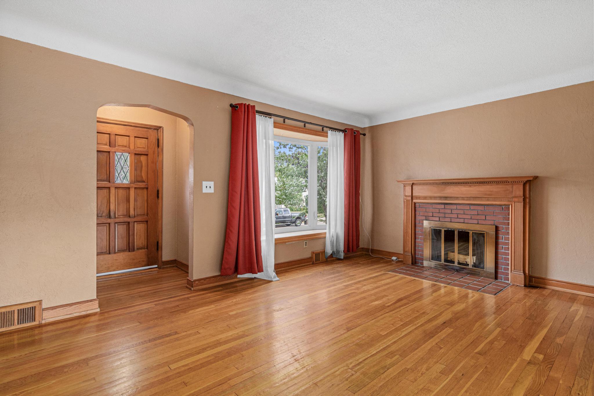 1639 Chamber St N-2.jpg