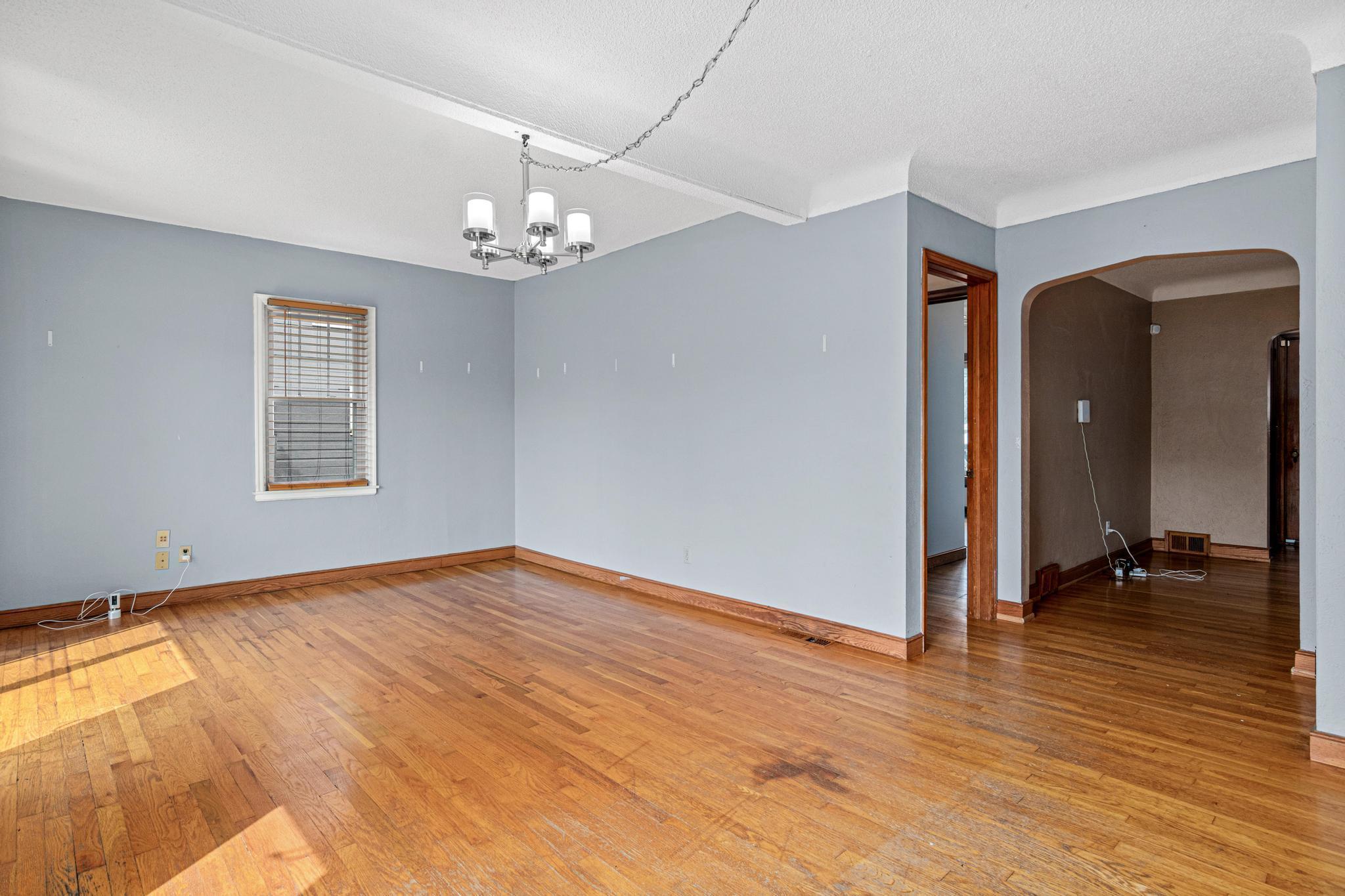 1639 Chamber St N-6.jpg