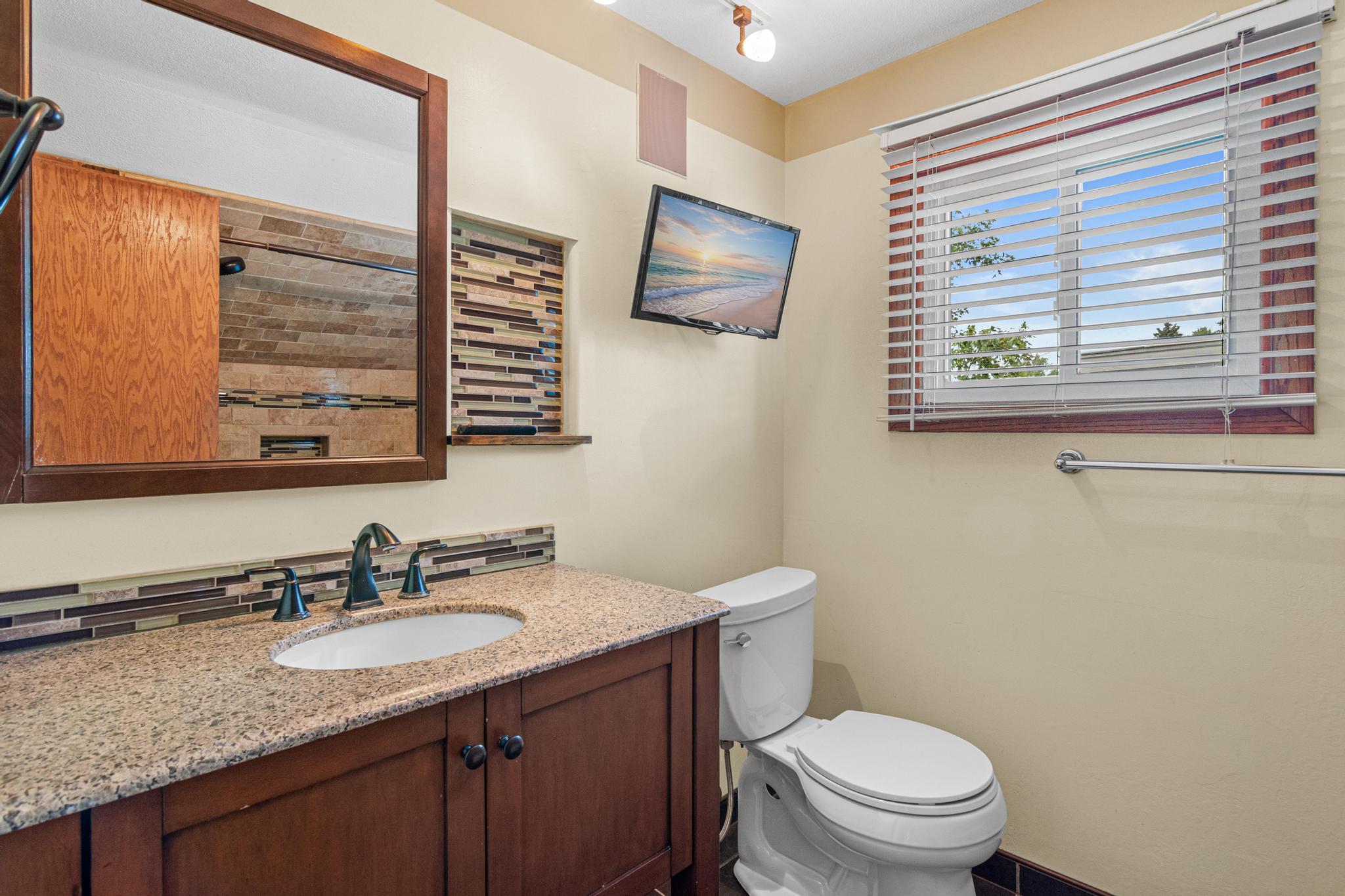1639 Chamber St N-18.jpg