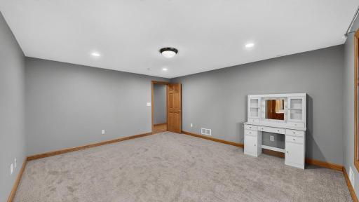 2967 Darcy Drive NE, Rochester, MN 55906