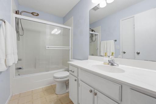 15035 December Way, Rosemount, MN 55068